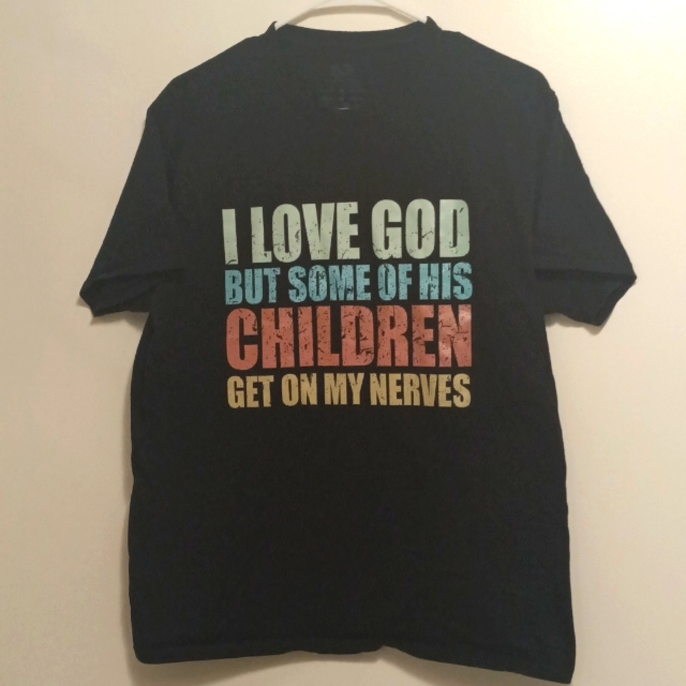 Fruit of The Loom Medium Black Graphic T-shirt